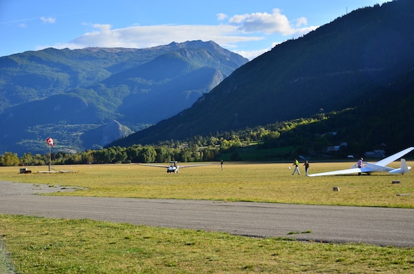 aerodrome saint crépin auberge eygliers hautes alpes